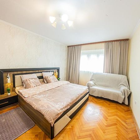 Apartment Emili City Center Bar Εξωτερικό φωτογραφία