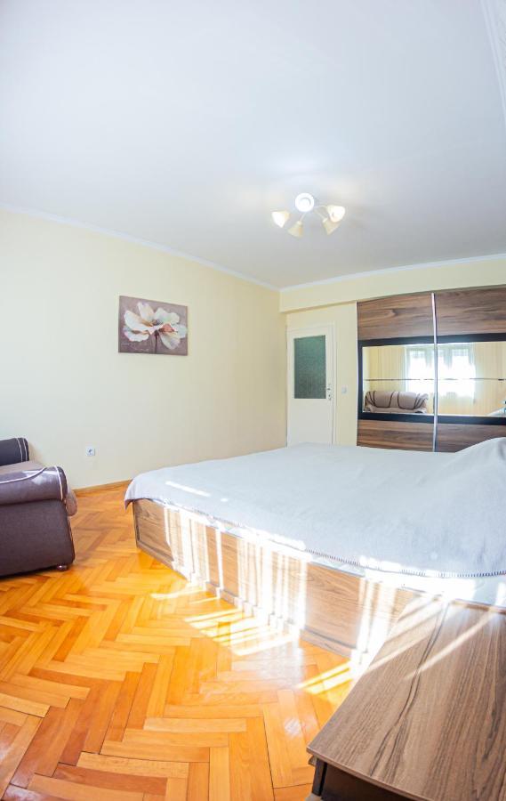Apartment Emili City Center Bar Εξωτερικό φωτογραφία