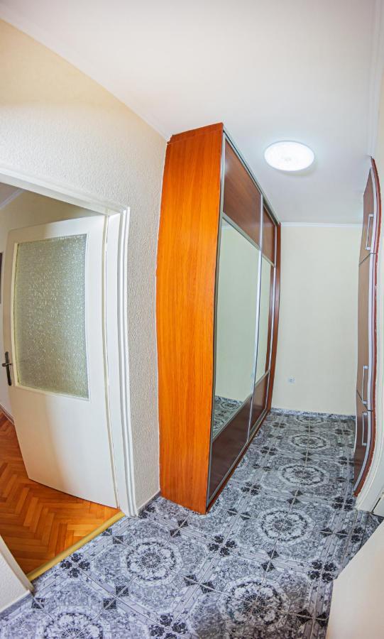 Apartment Emili City Center Bar Εξωτερικό φωτογραφία