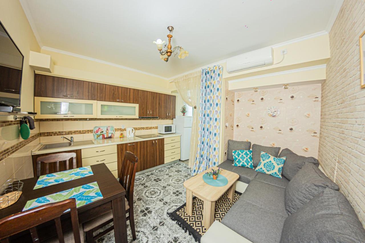 Apartment Emili City Center Bar Εξωτερικό φωτογραφία